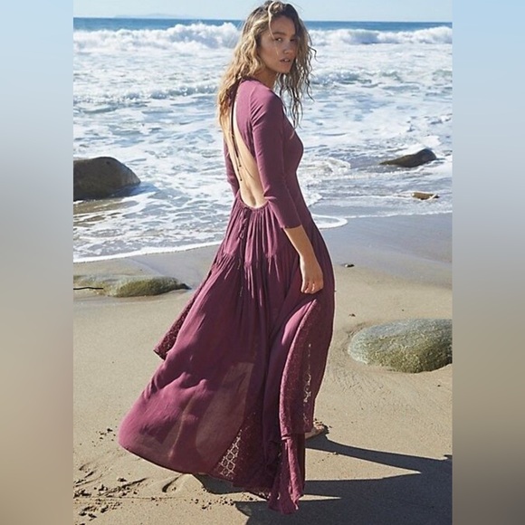 Free People Sea Me Maxi Dress, Dry Rose/Burgundy, Size Large, NWT - Picture 2 of 3